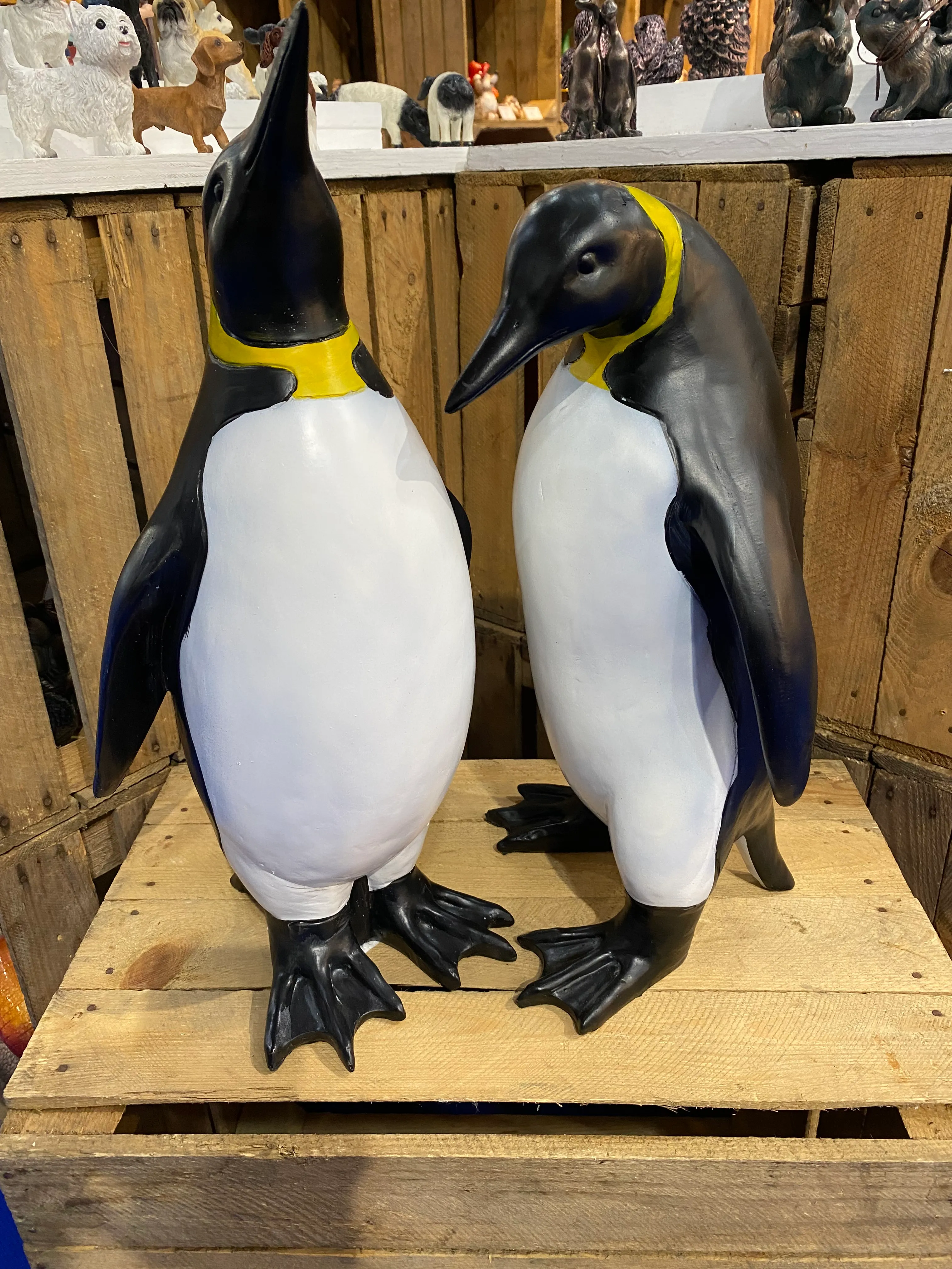 Emperor penguin (1 each of 2 styles)