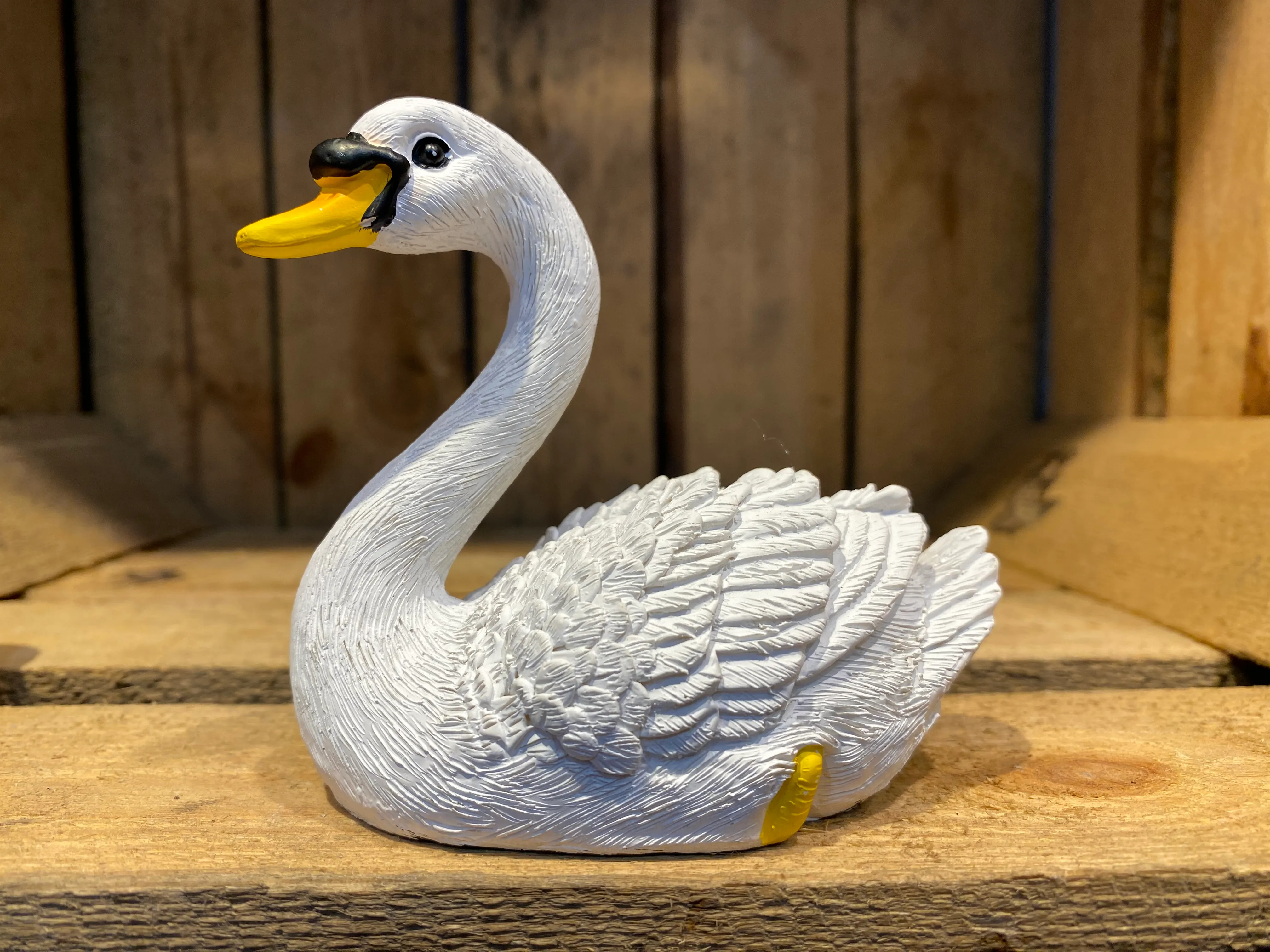 Miniature Gracious Swan Natural