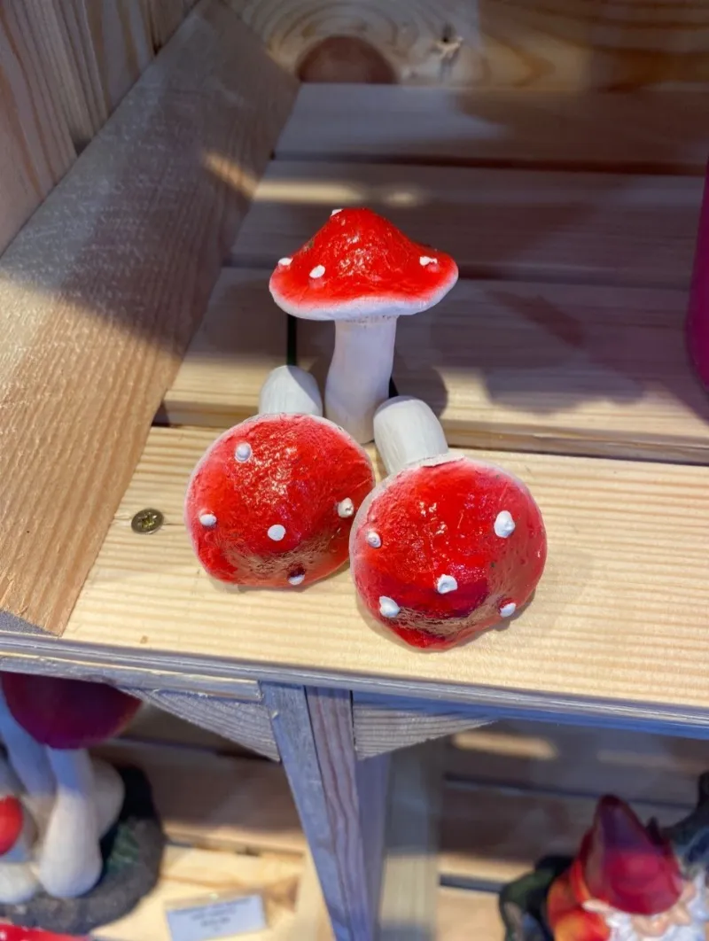 Red Fairy Garden Mushroom Stick