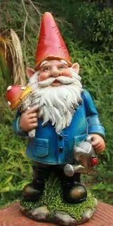 Eddie the watering gnome